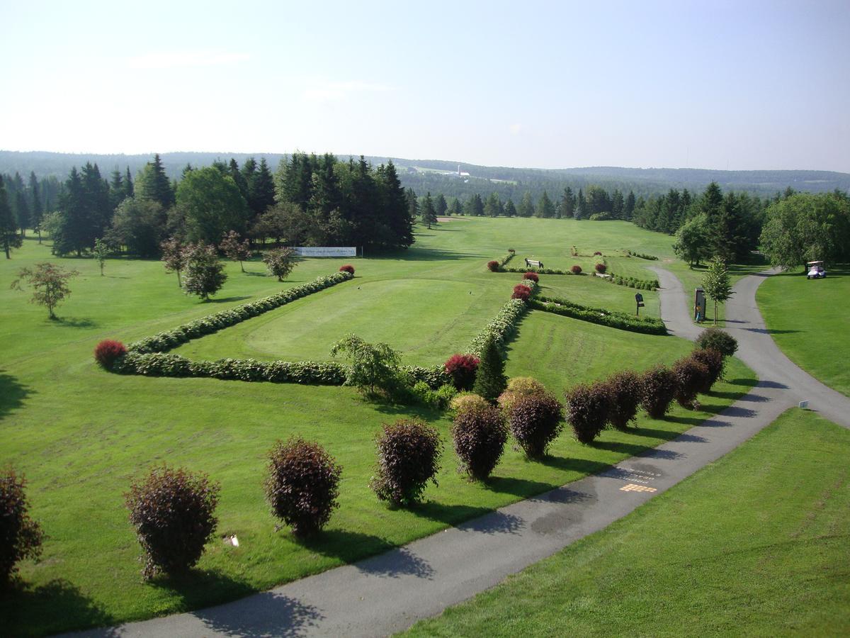 La Cache Du Golf Hotel Beauceville Buitenkant foto