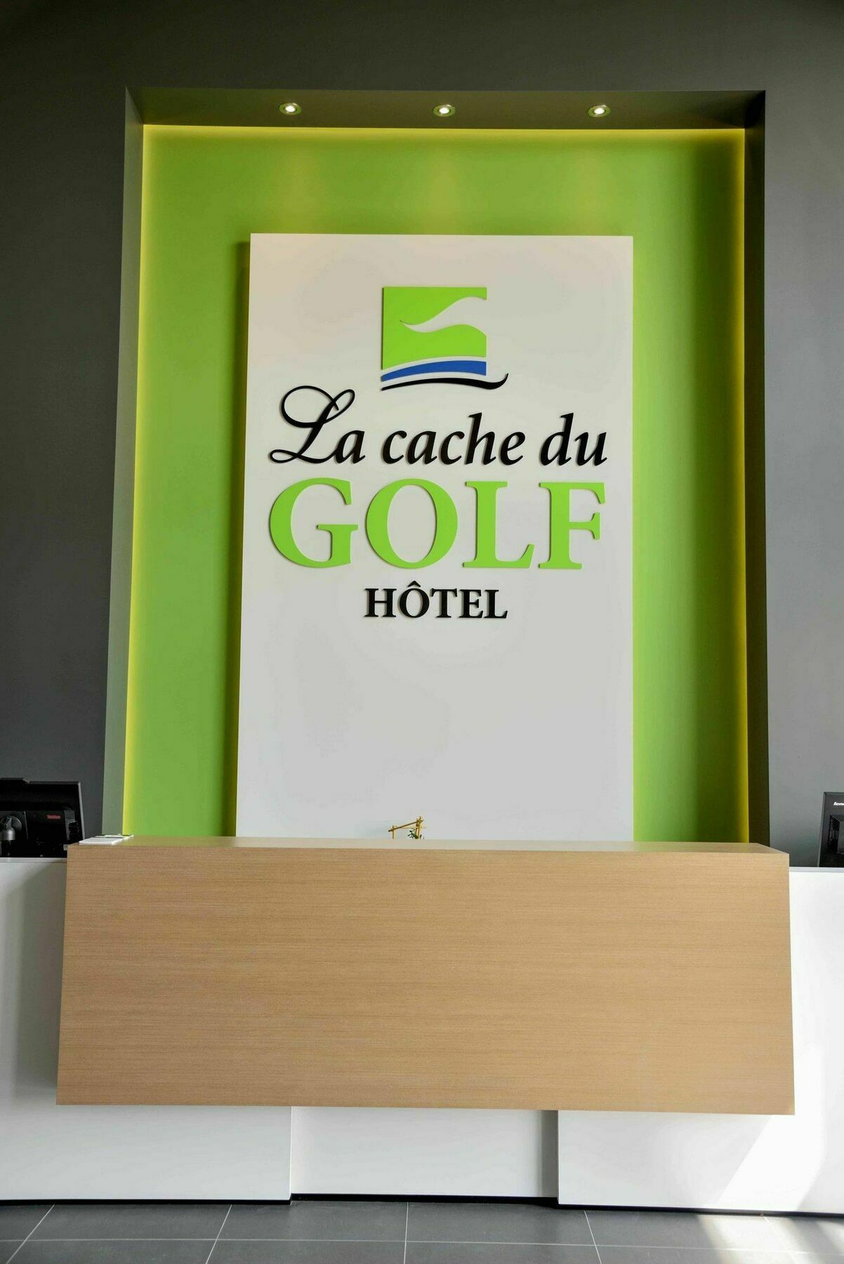La Cache Du Golf Hotel Beauceville Buitenkant foto