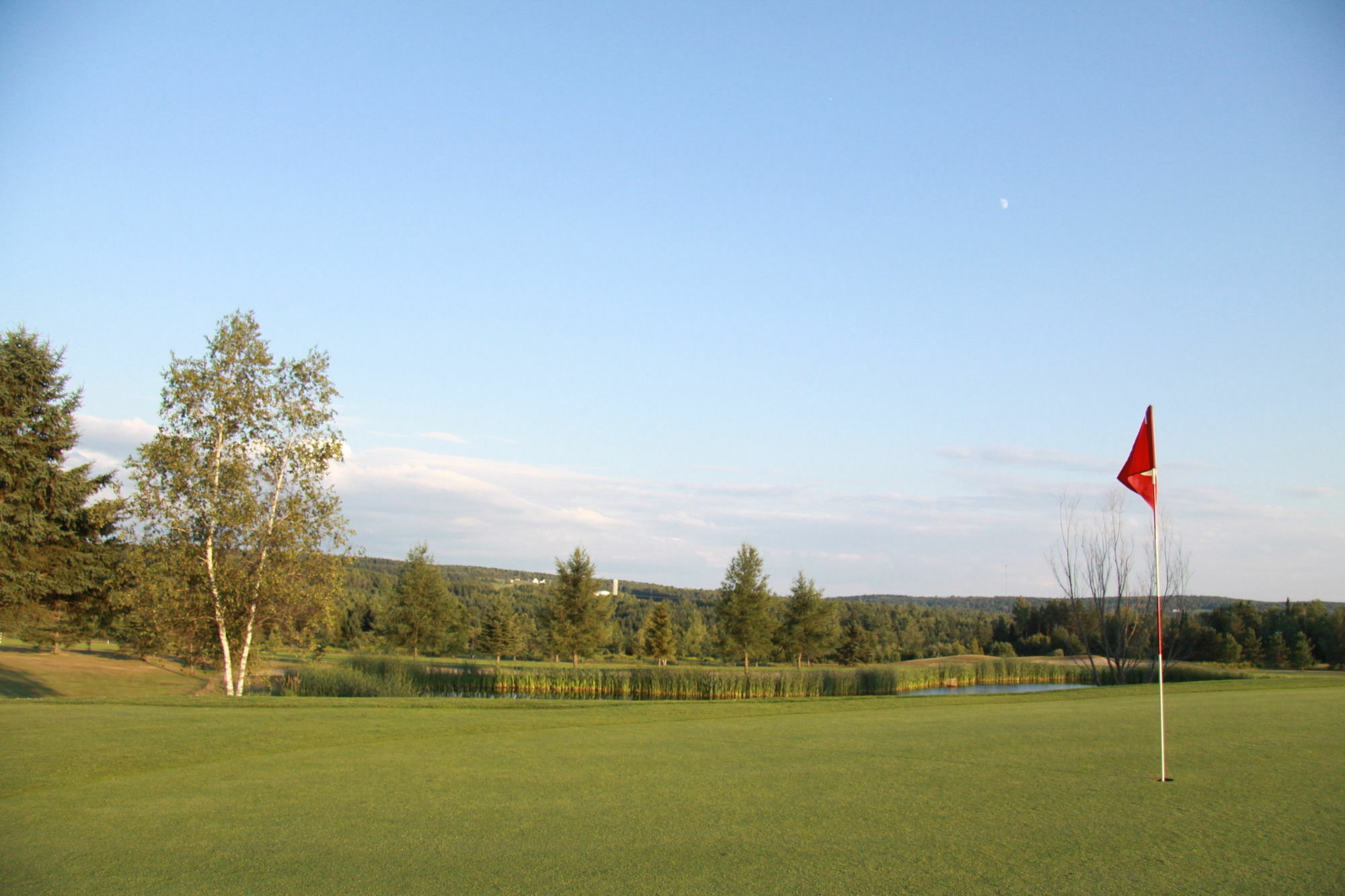La Cache Du Golf Hotel Beauceville Buitenkant foto